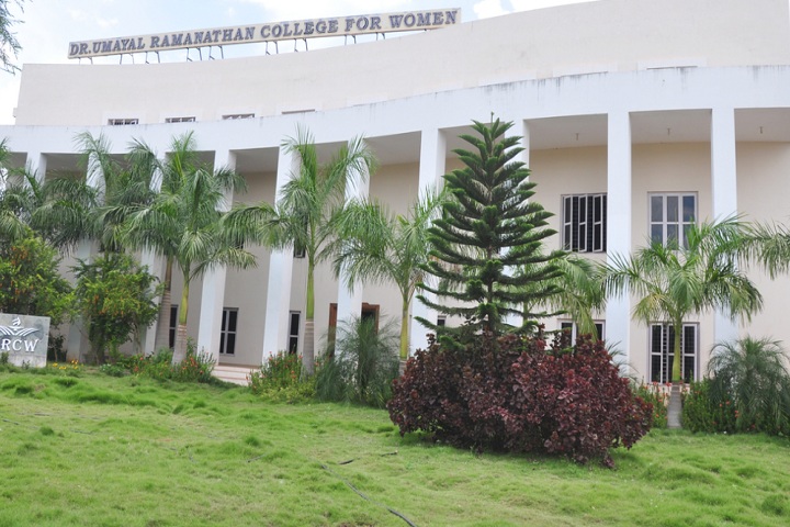 https://cache.careers360.mobi/media/colleges/social-media/media-gallery/15558/2020/11/17/Campus View of Dr Umayal Ramanathan College for Women Karaikudi_Campus-View.jpg